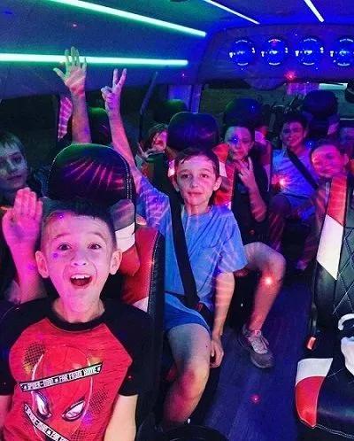 Kids Party Bus - Let's Party Bus